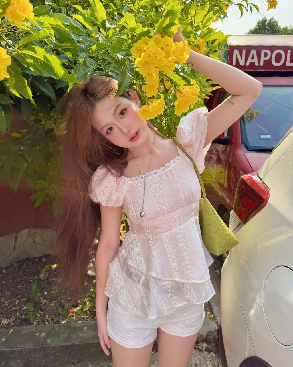 Lyla トップ