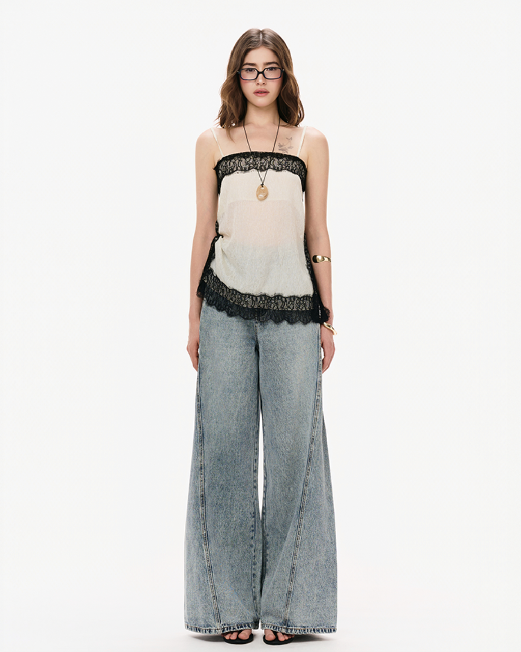Liora Lace White トップ