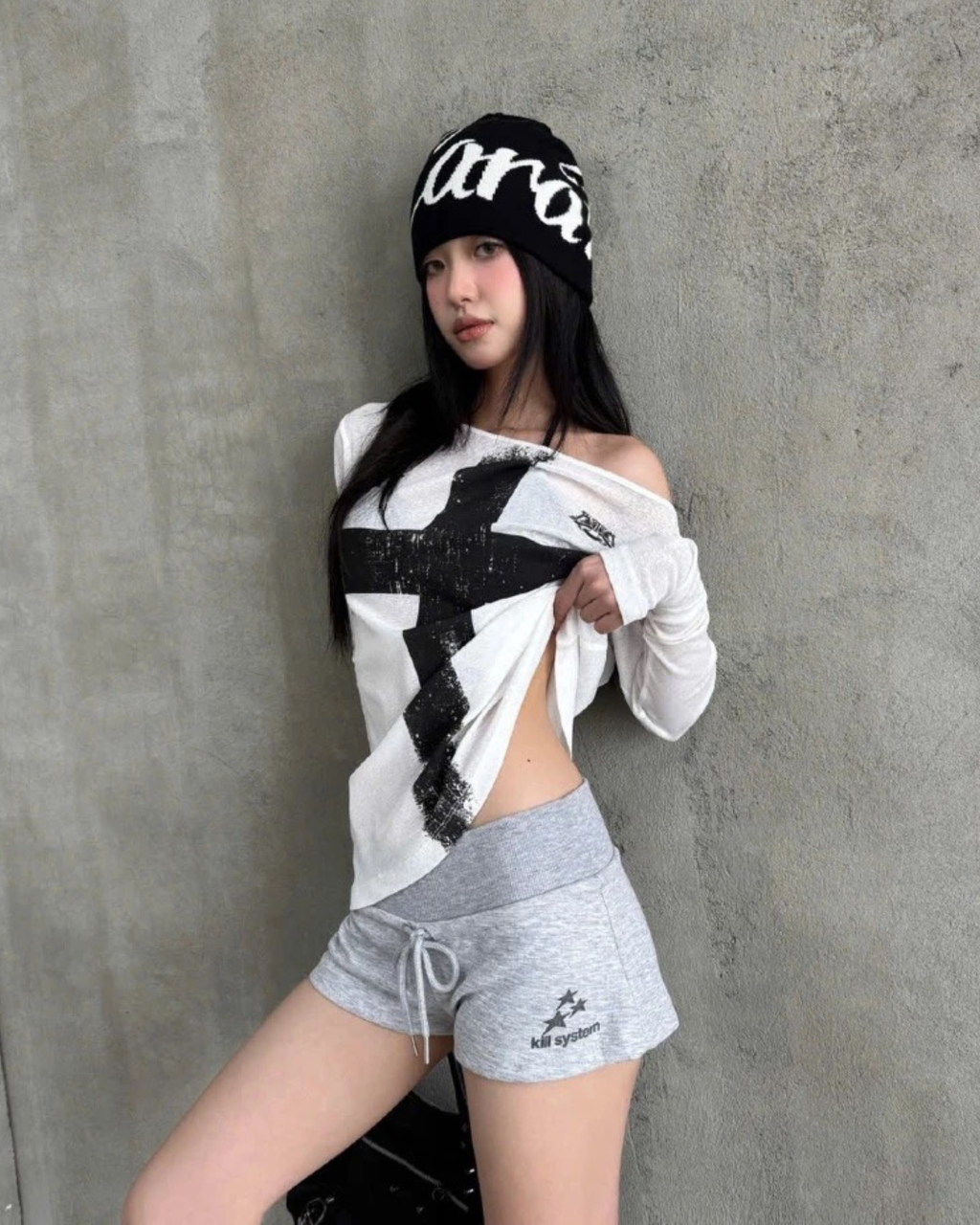 LYAN LONGSLEEVE TEE
