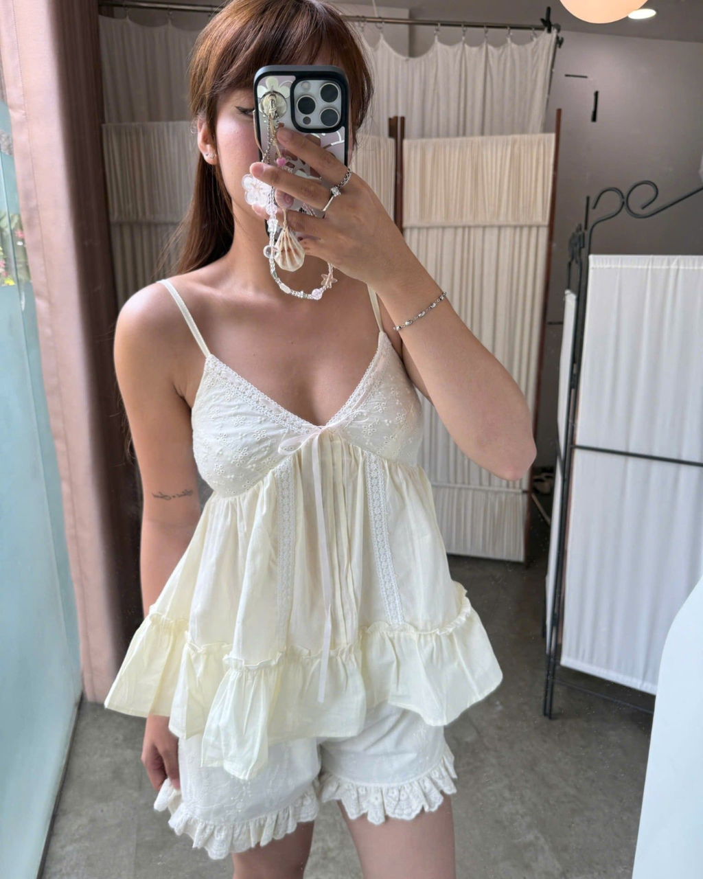 Esme Cami トップ