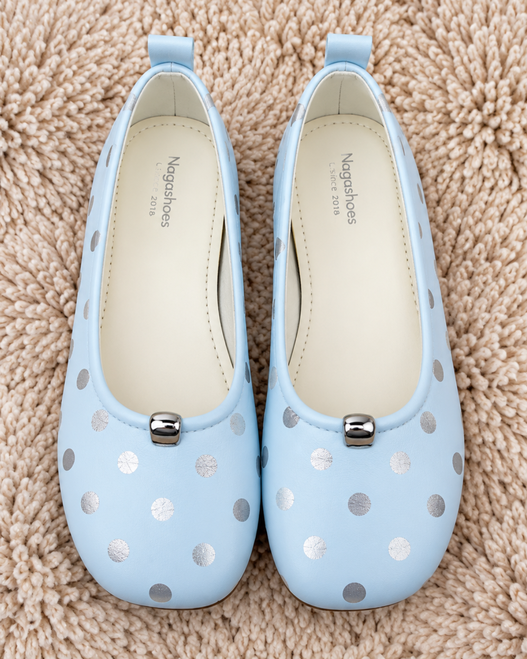 Dolly Dot Flats パンプス