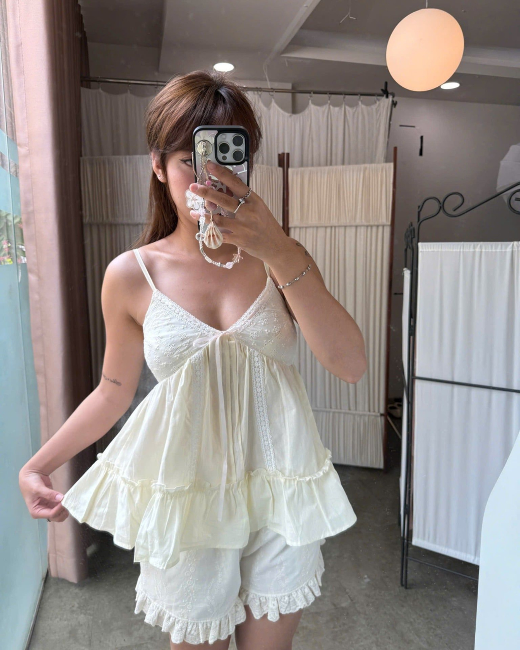 Esme Cami トップ