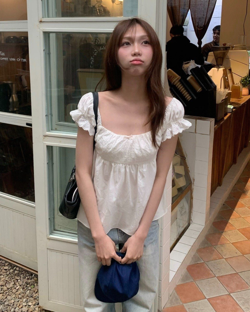 Bella トップ