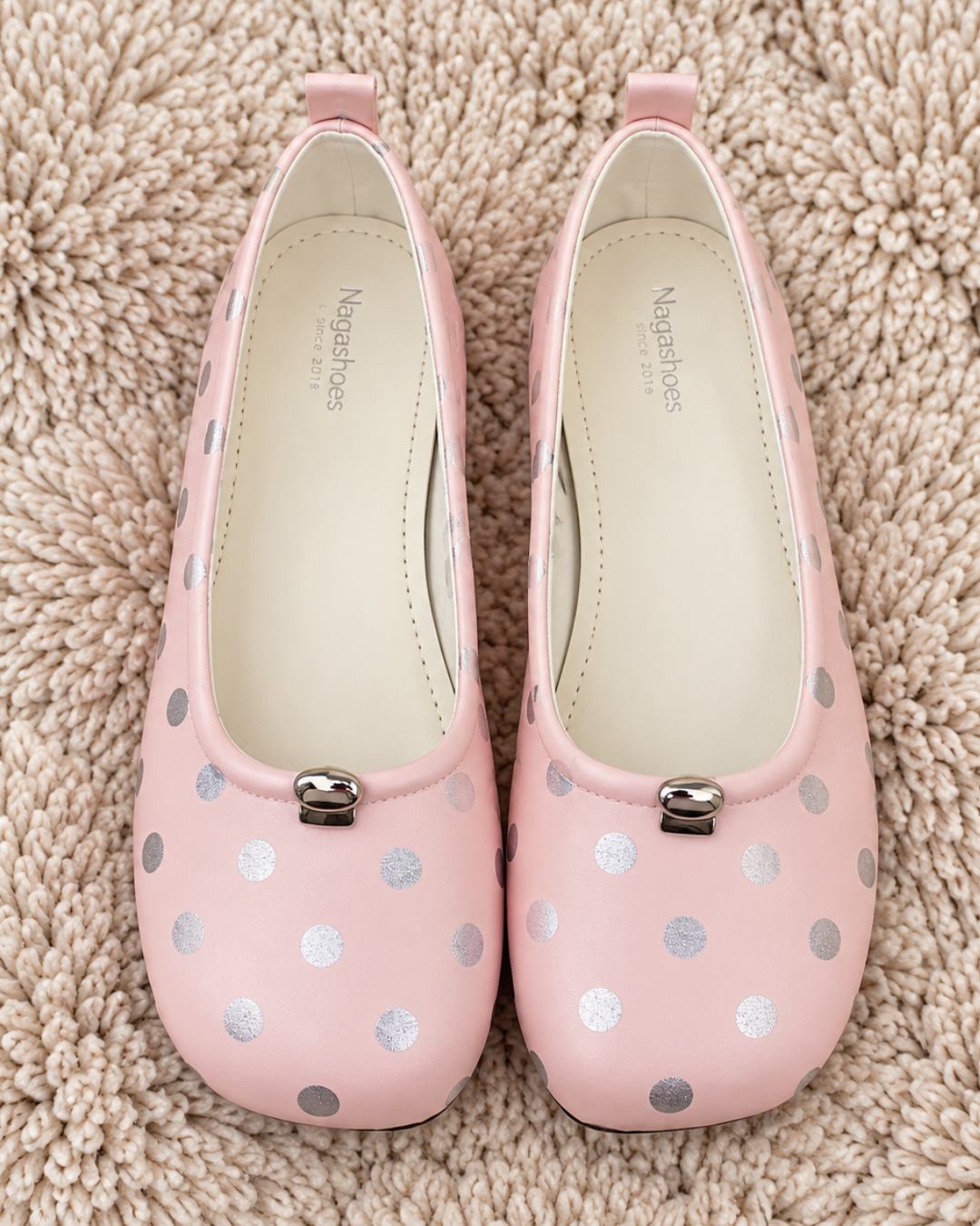 Dolly Dot Flats パンプス