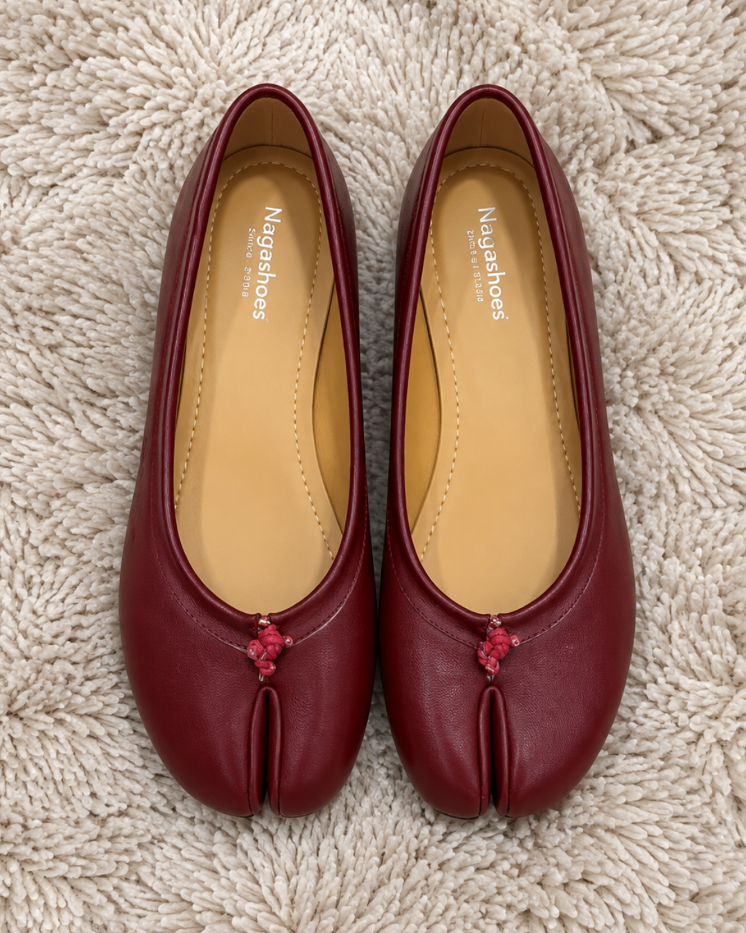 Mia Tabi Flats パンプス