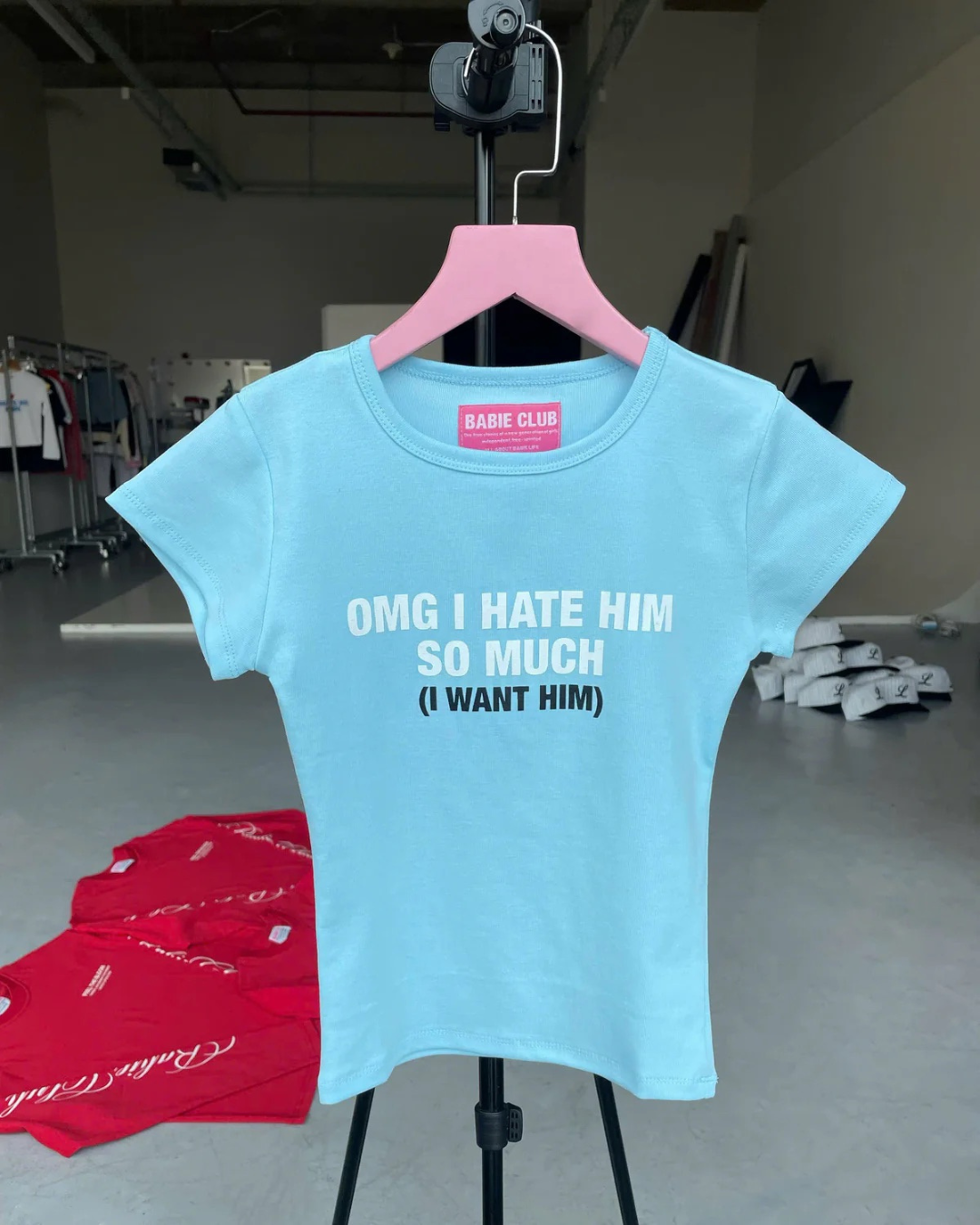 BABIE Tシャツ "WANT HIM"