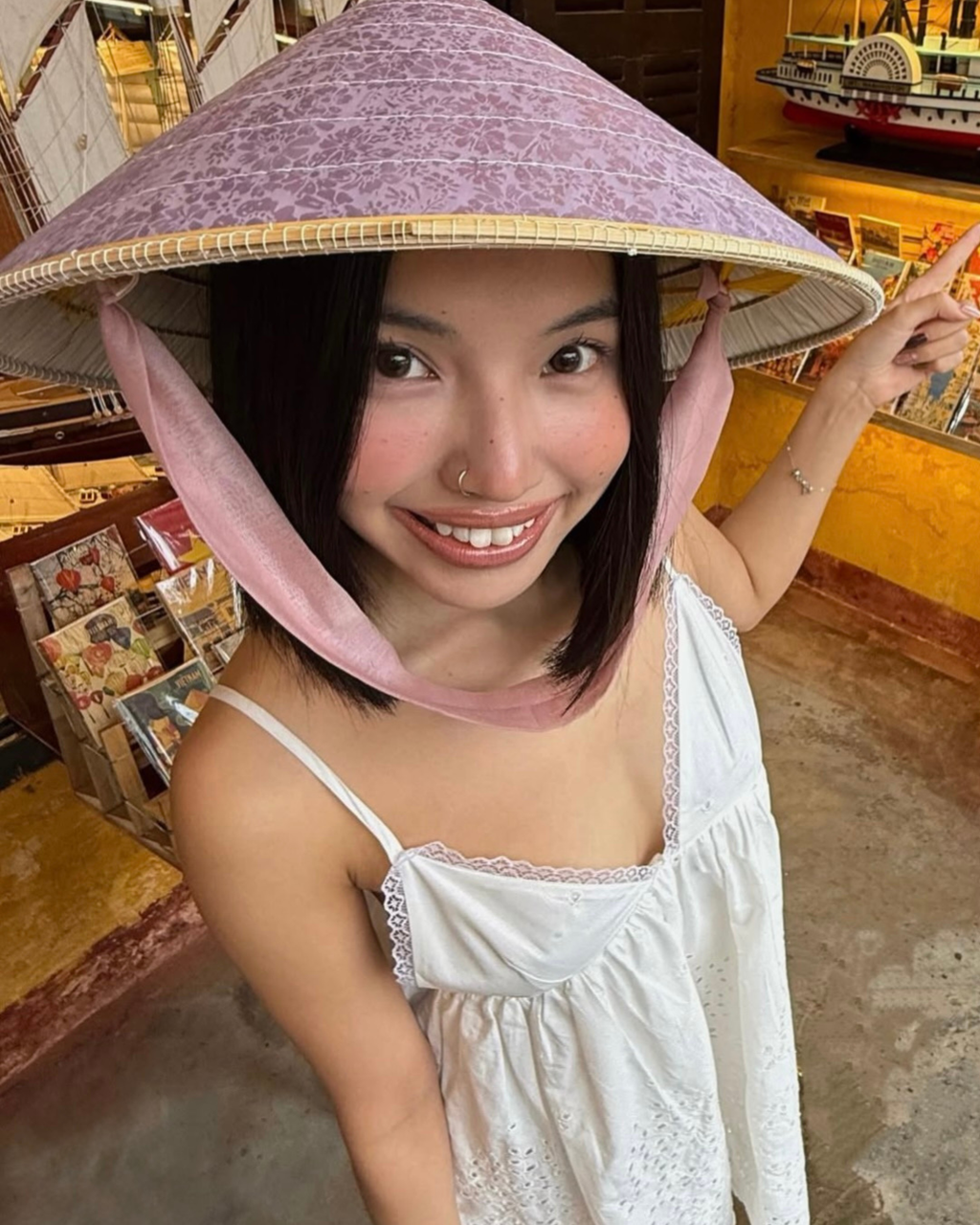 V ワンピース