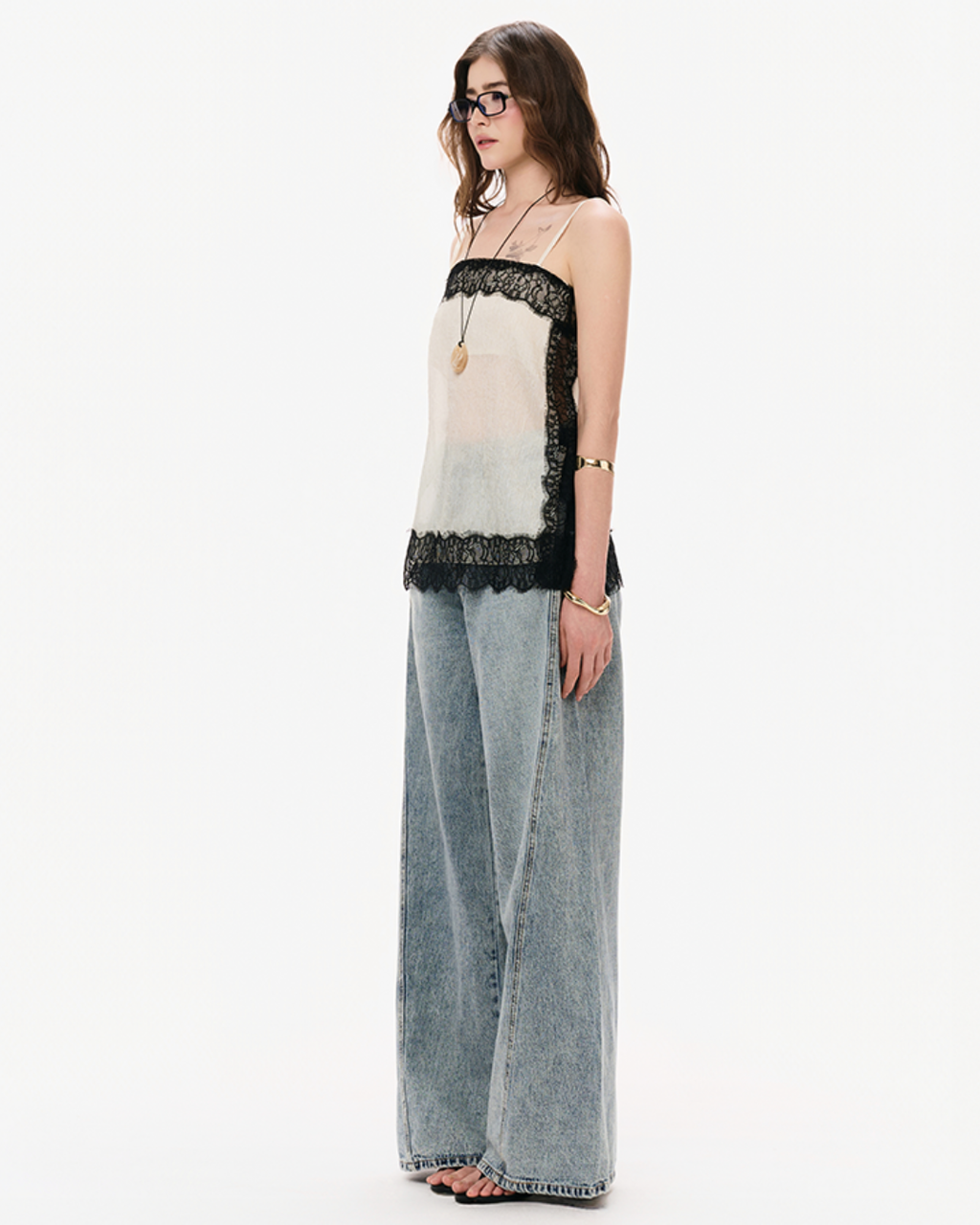 Liora Lace White トップ