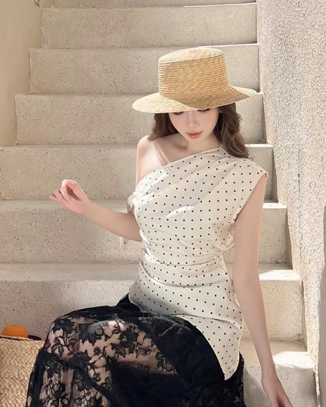 Alice Bow トップ