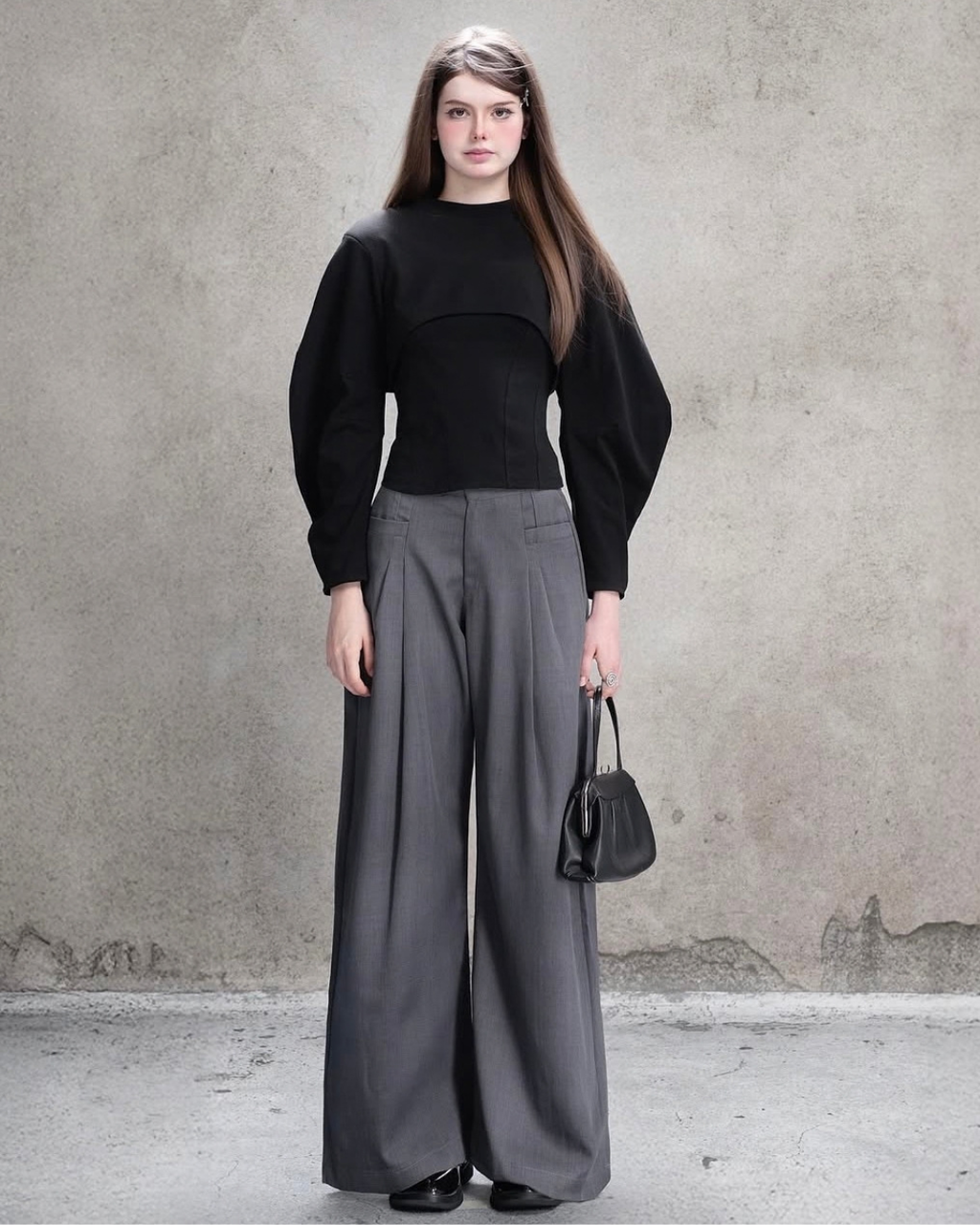 Morticia トップ