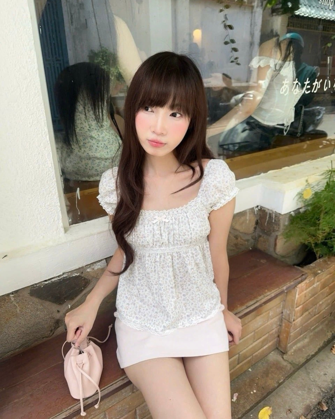 Risa トップ