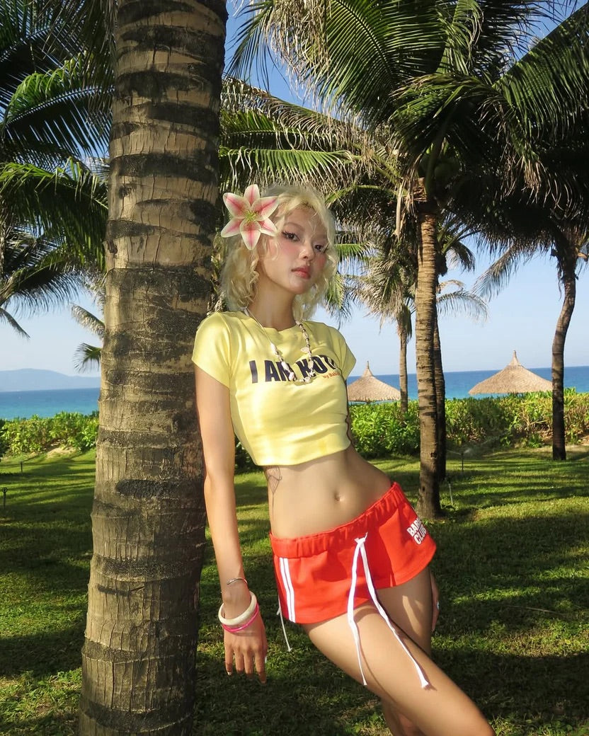 BABIE Tシャツ "I AM HOT"